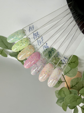 KLIO  Гель-лак  Капсульная  коллекция  8мл  №198  Смузи